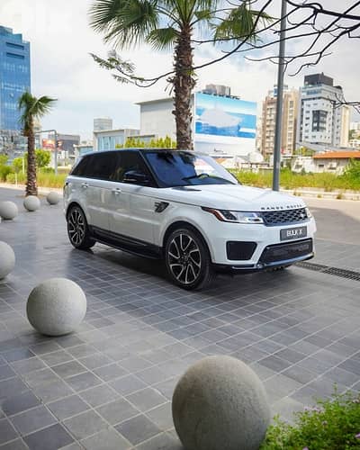 Range Rover Sport HSE Dynamic - 2019 MY - V6 Engine - CLEAN CARFAX !!!