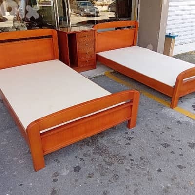 تختين مفرد ونصف خشب زين  مع كموند