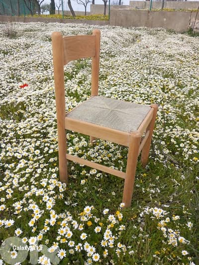 4 outdoor / indoor chairs