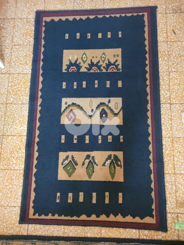 Premium Rugs & Runners – 5 pieces!! 4