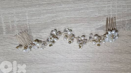 Elegant Pearl Bridal Headpiece – Wedding / Engagement Hair Accessory