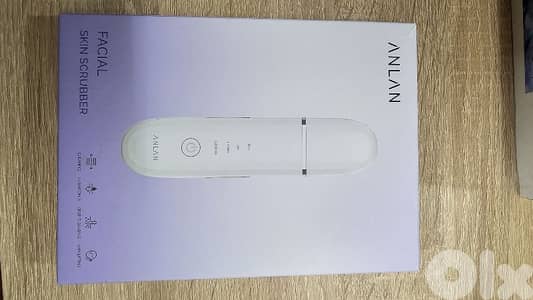 Facial Skin Scrubber – Deep Cleansing & Lifting Device (NEW)