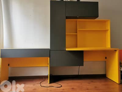KIDS DESK AND BIBLIO