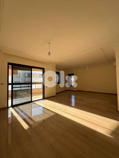 شقة مميزة للبيع في الجناح بيروت - Special Apartment for Sale Jnah