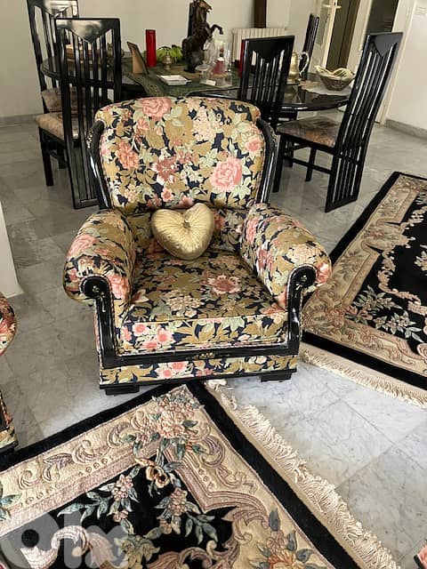 Four Pieces Living Room with Table 3