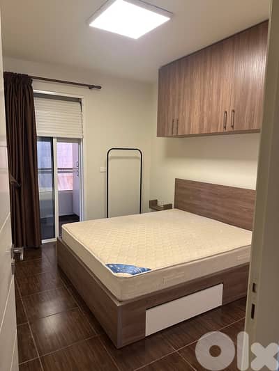 Bedroom Furniture & Appliances for Sale