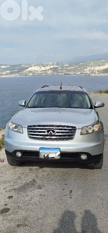 إنفينيتي فئة إف إكس 2004