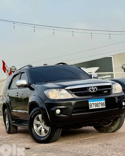 Toyota Fortuner 2007