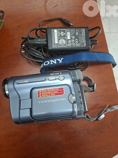 Sony Video Hi8 Handycam  2002