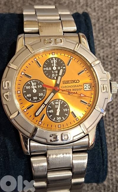 ساعة كتير حلوة و خارقة النضافة