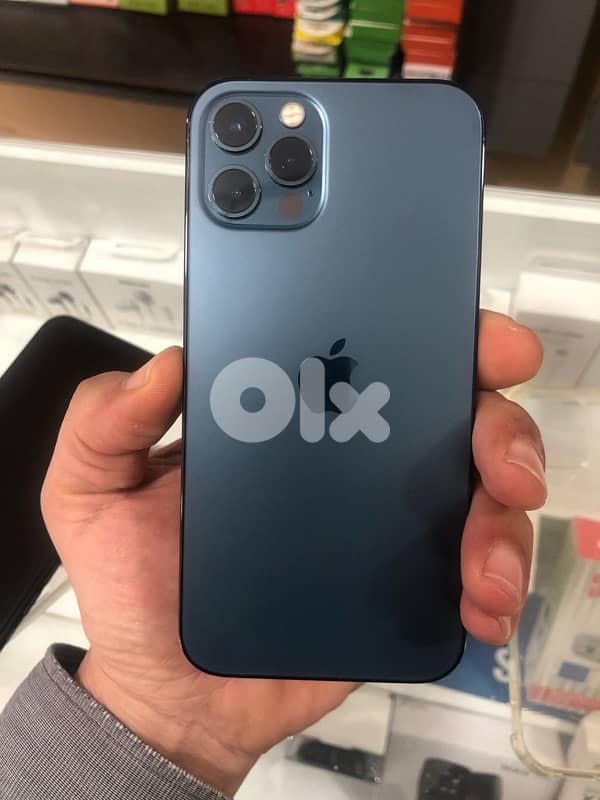 iPhone 12 Pro super clean 1