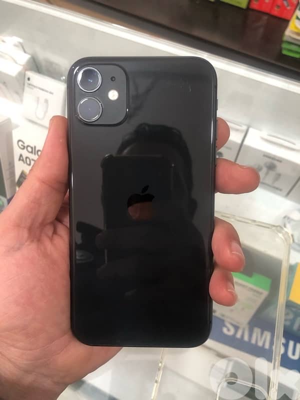 iPhone 11 black 2