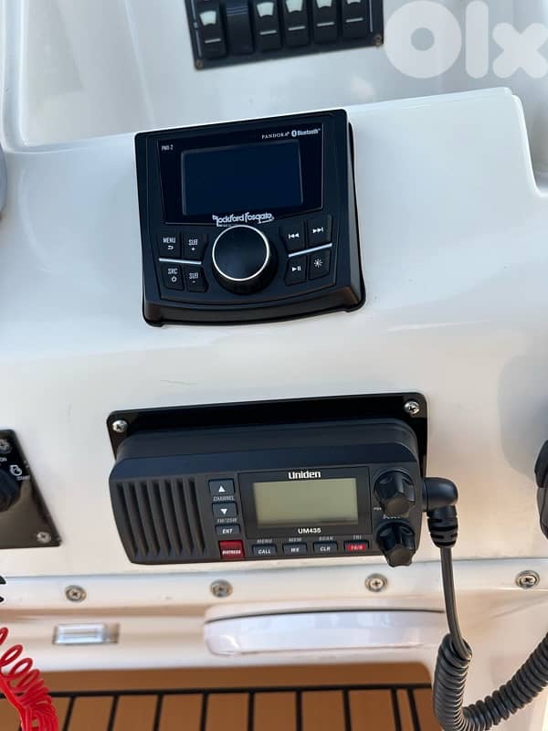 Center console boat tiger 27 5