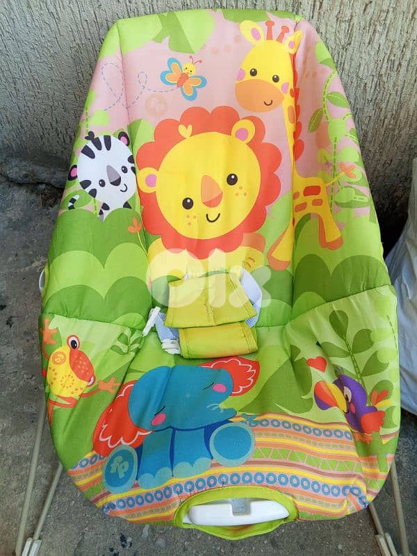 Avent sterilizer (used) and Chicco baby carrier (new) 3