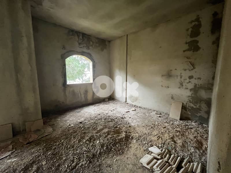 Prime Investment Opportunity: Building for Sale in Ain Saade 2