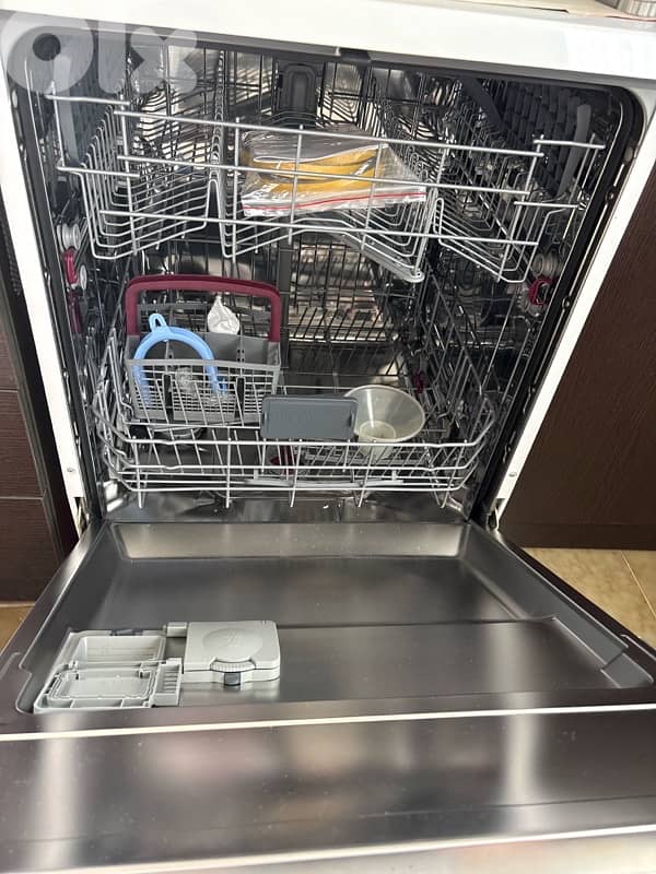 Dishwasher 2
