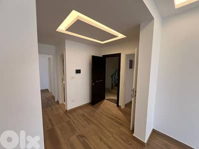 ​Sakiet El Janzir 165m2 Renovated 1 Apt/Flr - شقة مجددة + Video