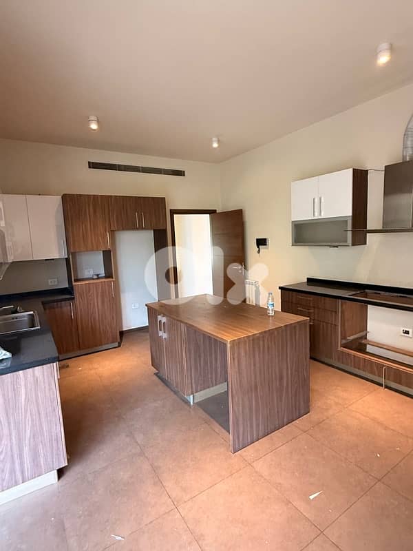 slightly used FULL kitchen 1