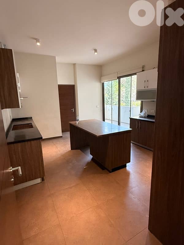 slightly used FULL kitchen 2