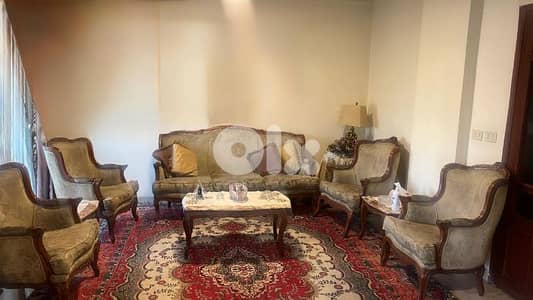 salon & bedroom  for sale