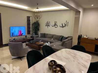 Apartment For Sale in Sanayehشقة للبيع في الصنائع