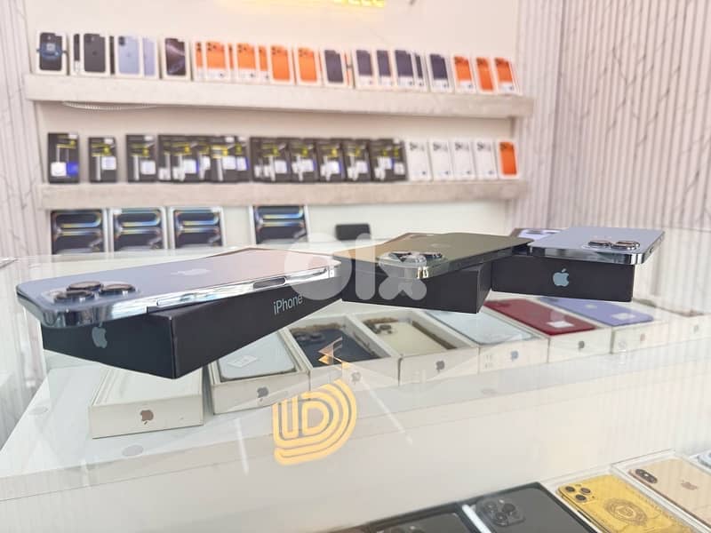 Iphone 13 pro max 128 open box in excellent condition 3