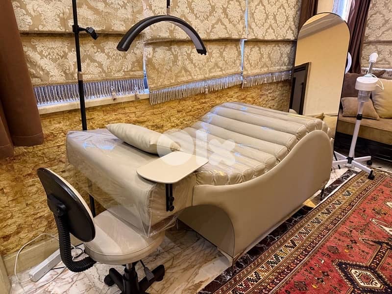 Beauty Lounge Equipment 2