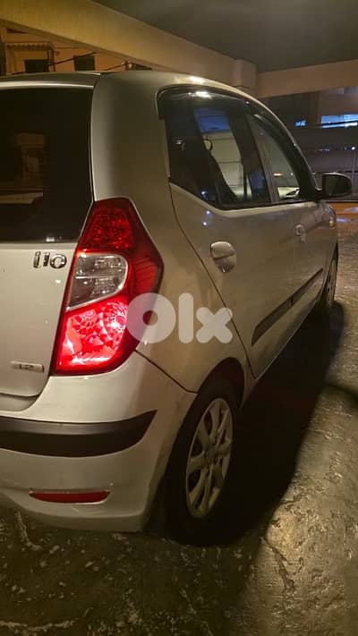 هيونداي أى 10 2012