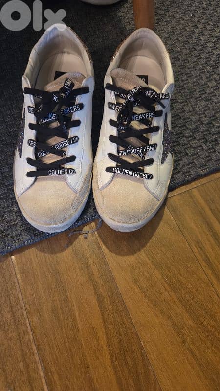 Golden goose women 38 NEW 2