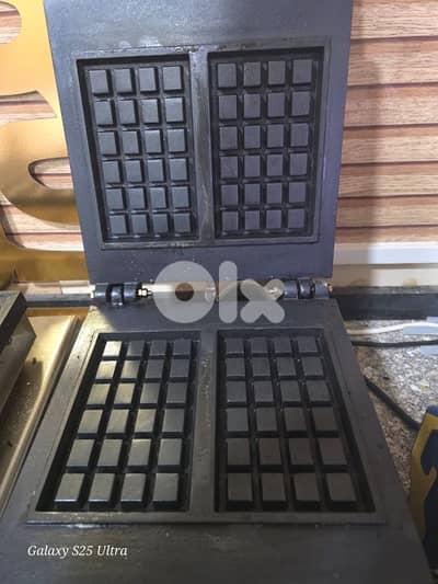 محل كافيه و كريب كامل للبيع مع طاقة شمسية