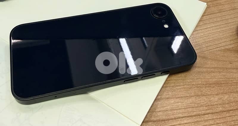 Used - Like New 16e 2