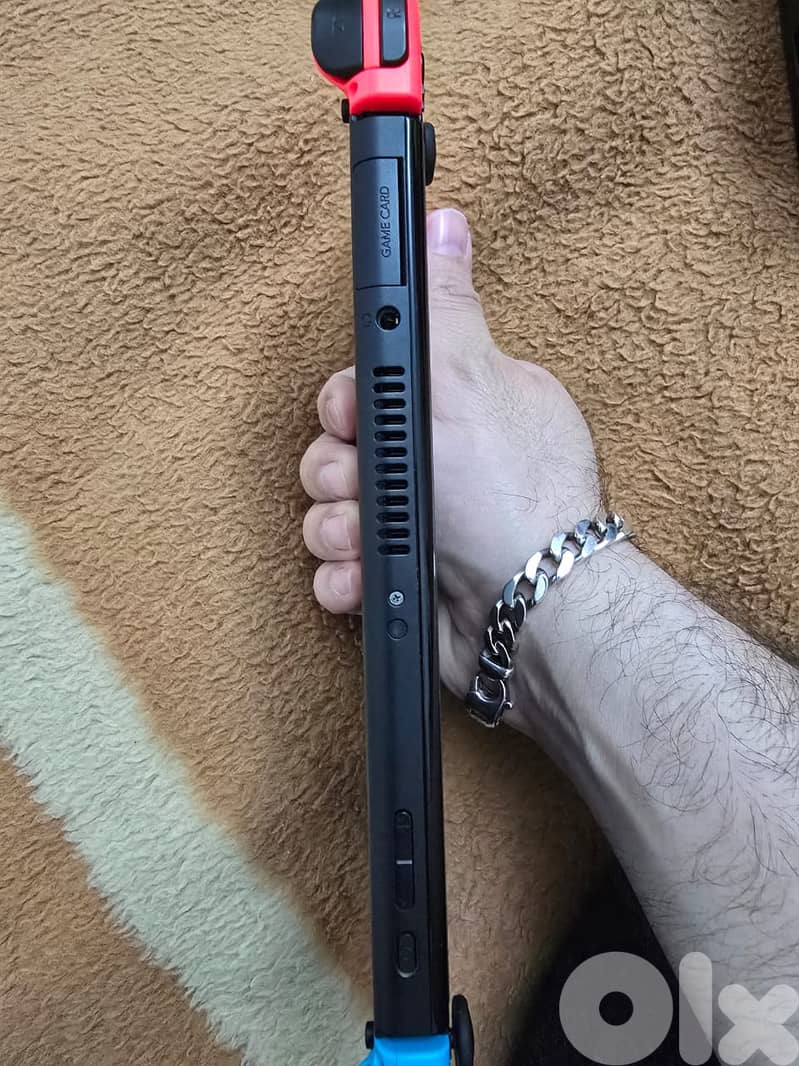 Nintendo Switch OLED 1