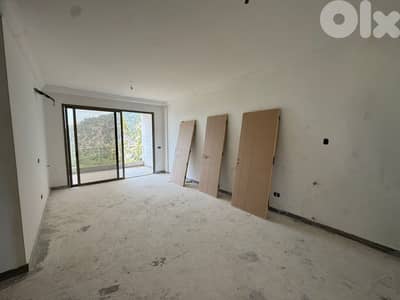 GMC530RAJ Rooftop for sale in Jouret El Ballout - روف توب للبيع في جور