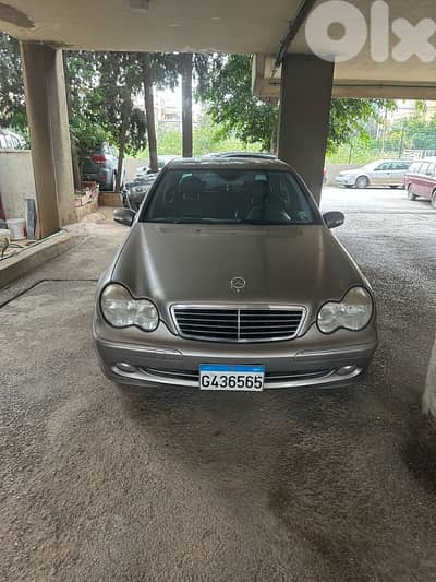 Mercedes-Benz C-Class 2004