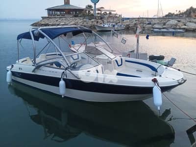 Bayliner American boat ready for sea trial