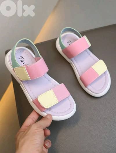 New Girl Fashion Soft Bottom Non-Slip Flat Summer Sandals