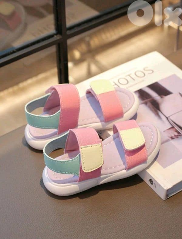 New Girl Fashion Soft Bottom Non-Slip Flat Summer Sandals 2