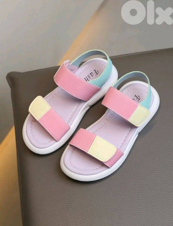 New Girl Fashion Soft Bottom Non-Slip Flat Summer Sandals 3