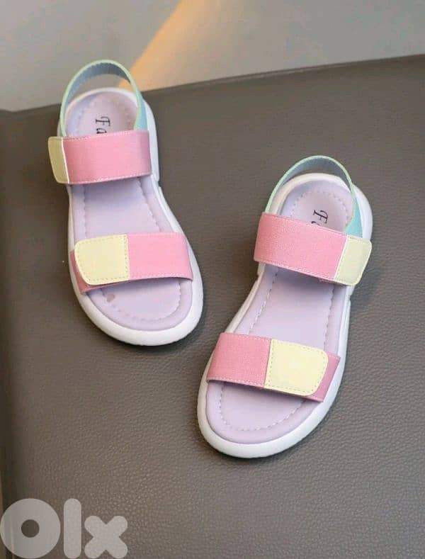 New Girl Fashion Soft Bottom Non-Slip Flat Summer Sandals 4