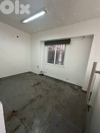 warehouse for sale in zalka