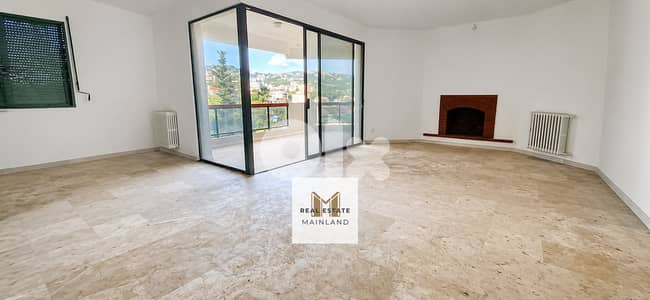 Ajaltoun Spacious apartment with open mountain views