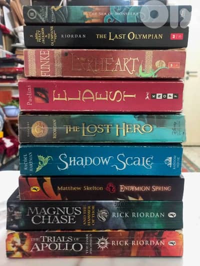 bunch of books 7 $ a piece