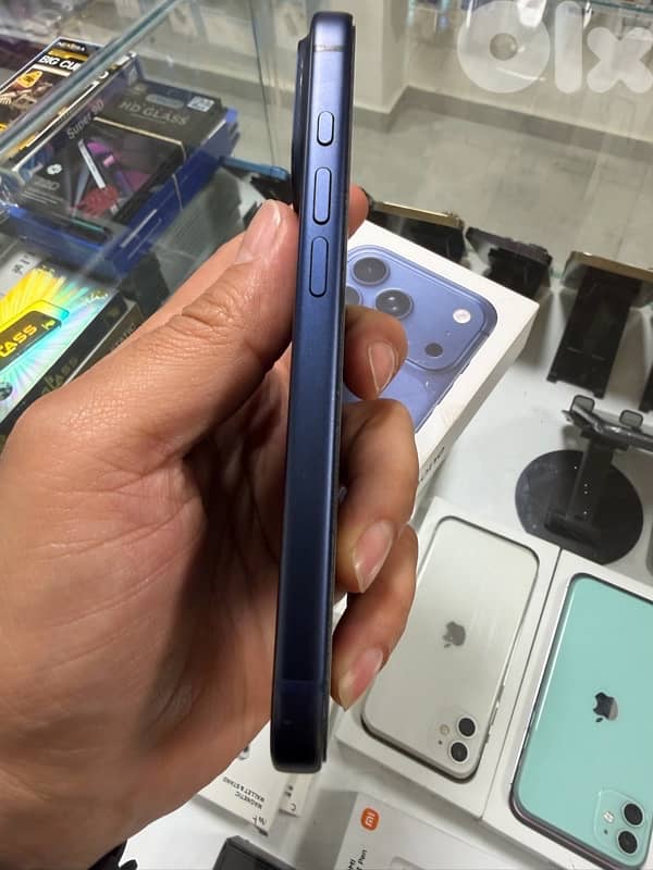 iphone 17 pro 256gb esim blue battery 100% cycle count 53 1