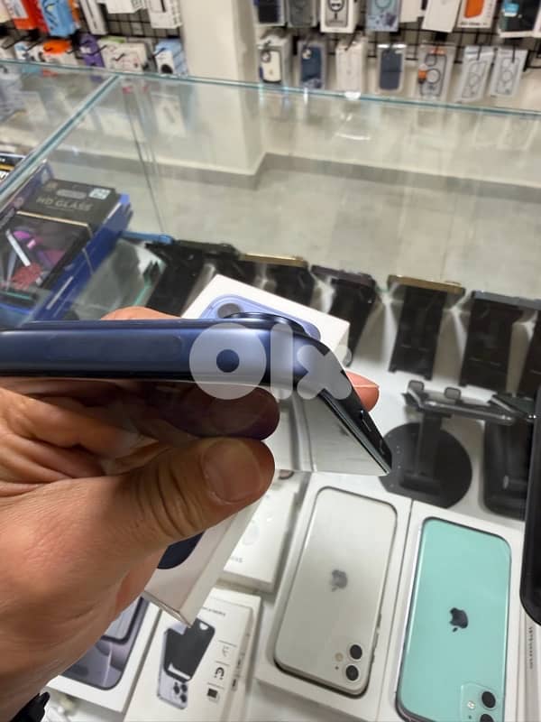 iphone 17 pro 256gb esim blue battery 100% cycle count 53 5