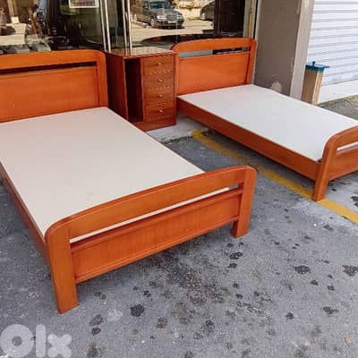 تختين  اوروبي شبه جديد  مفرد ونصف