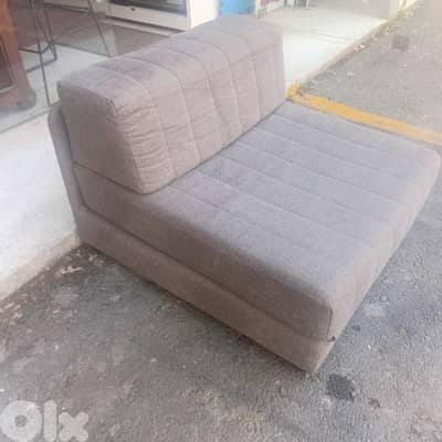 صوفا باد تفتح تخت