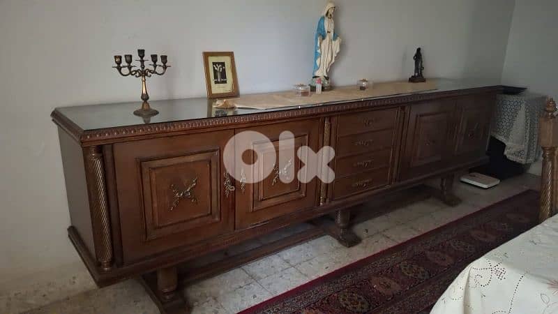 dining table and closet 1