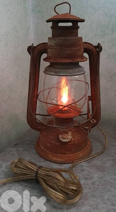 antique gasoline lux terned electric candel light  on. off 220 v