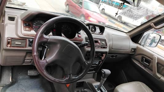 Mitsubishi Pajero 1999