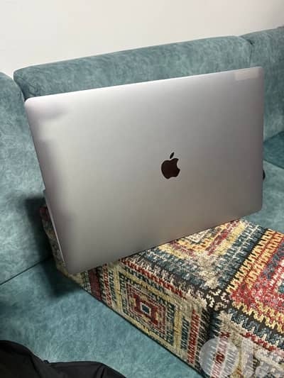 macbook pro 2019